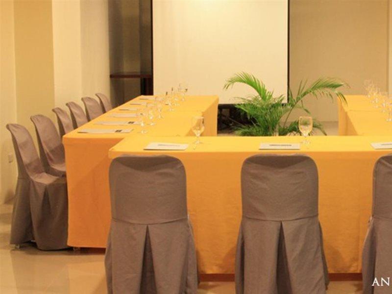 Cityscape Hotel Mandawe Extérieur photo